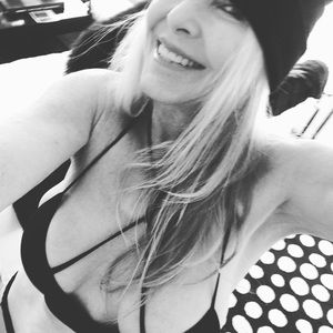 Meet your Posher, 2Flawless